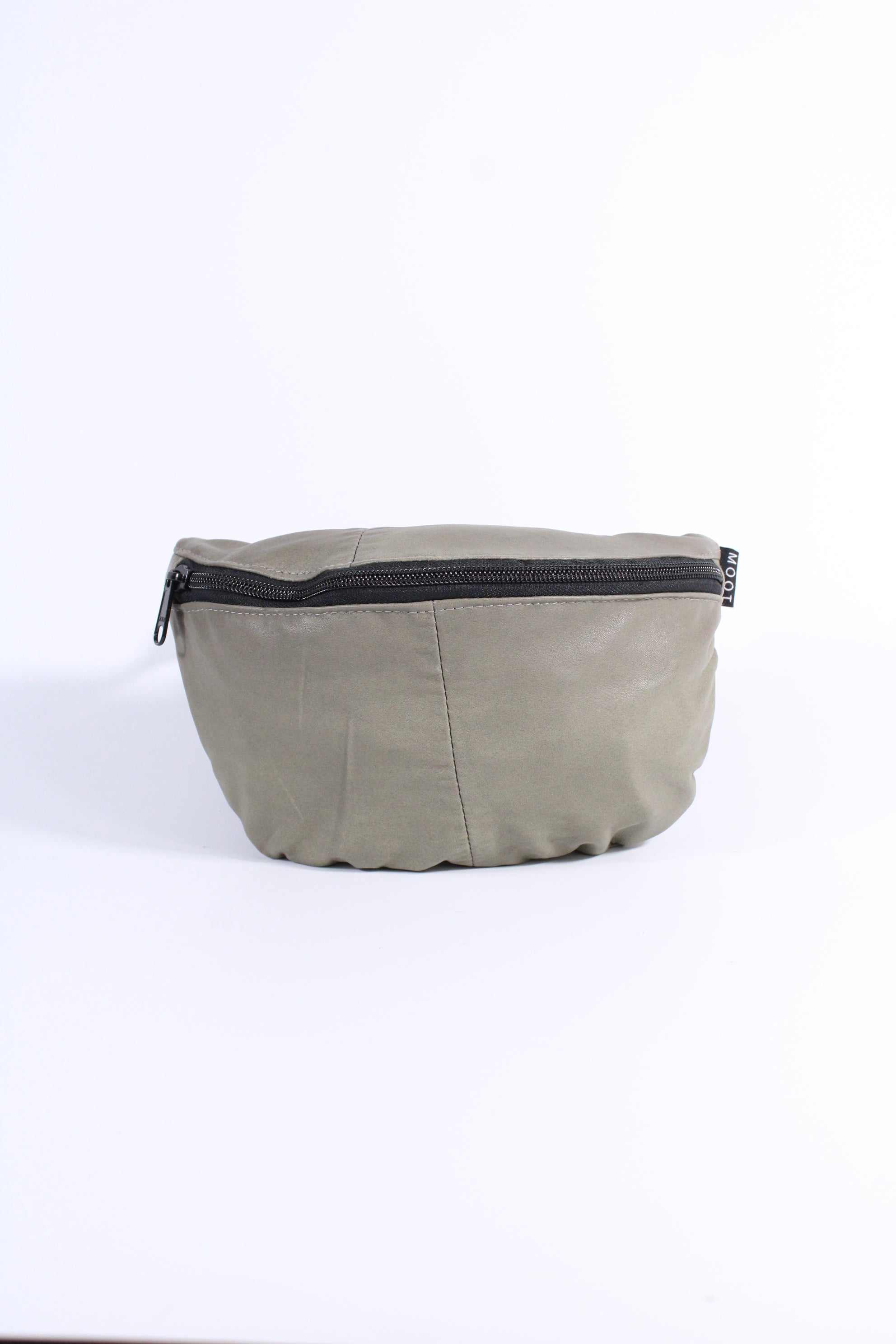 Die Bauchtasche – Steingrau