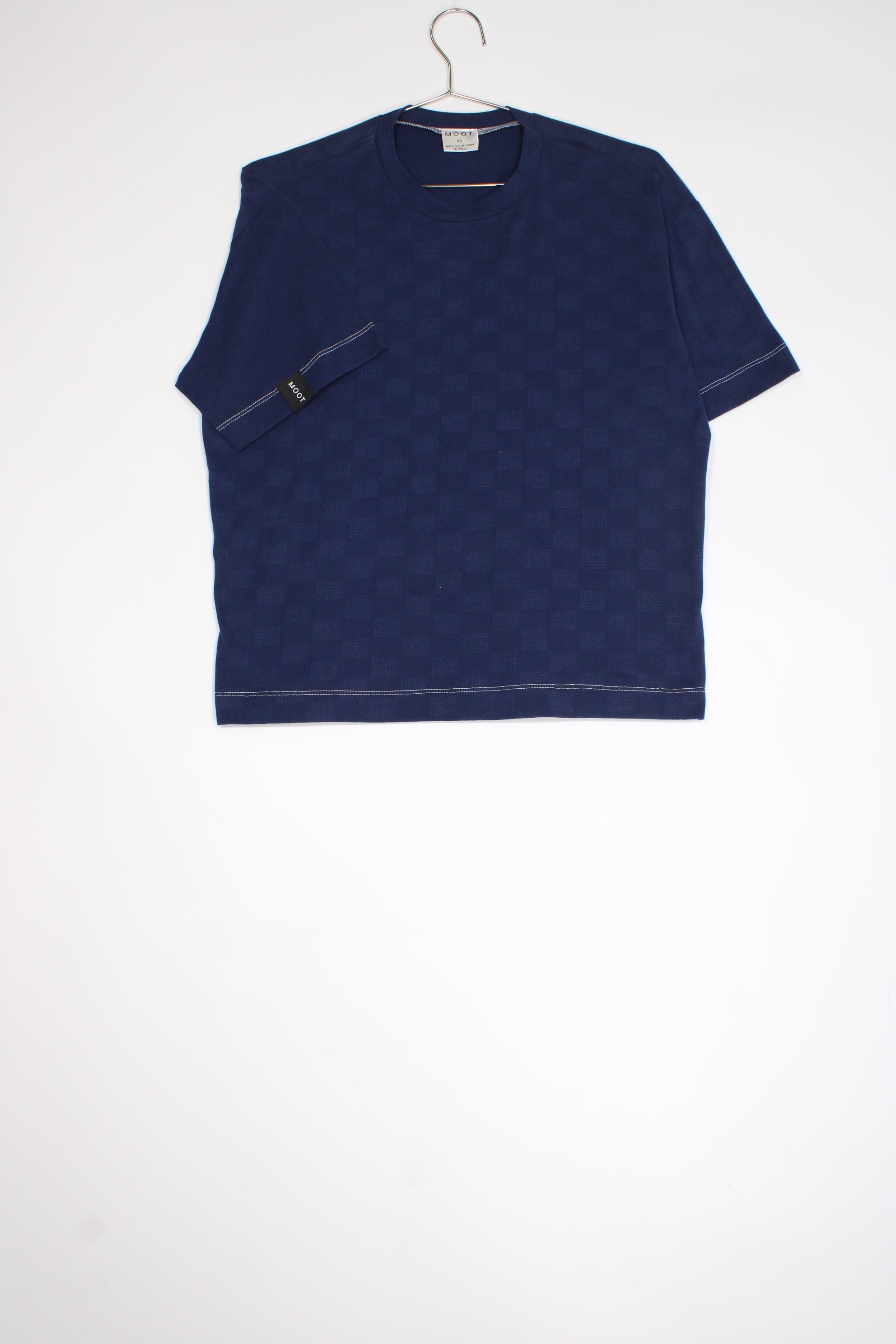 Das T-Shirt in XS - Oversized