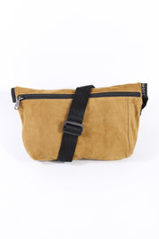 Die Schultertasche (Wildleder)