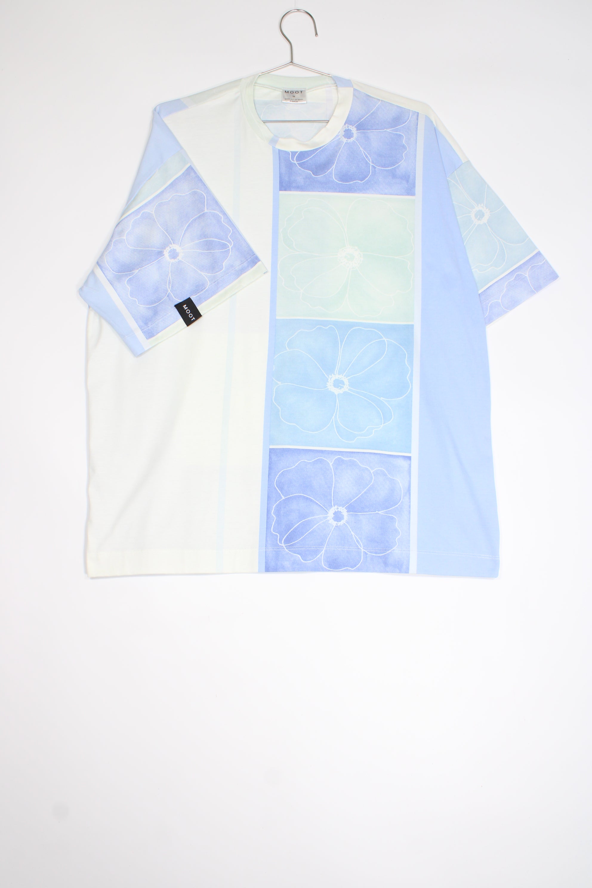 Das T-Shirt in M - Oversized