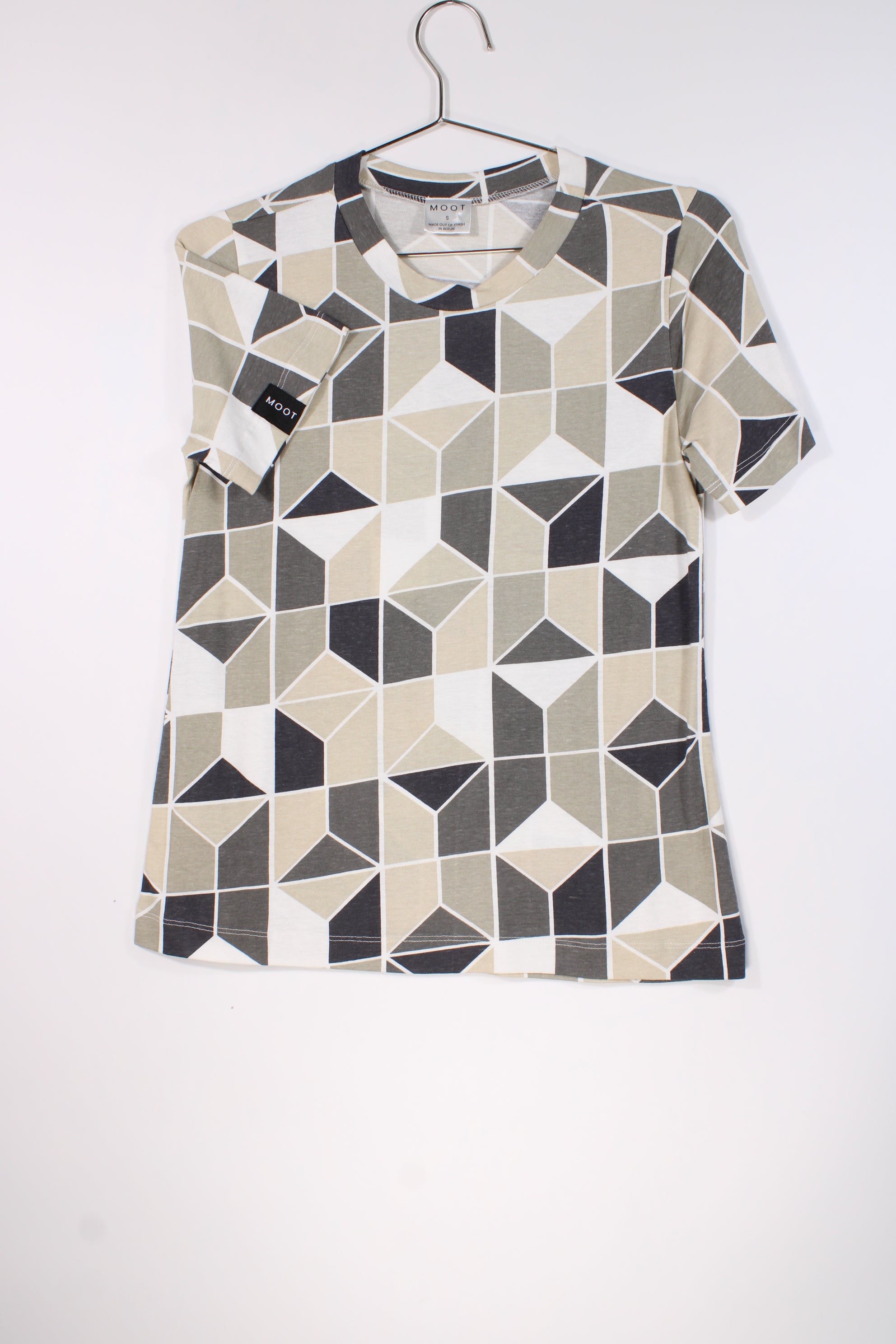 Das T-Shirt in S - Regular