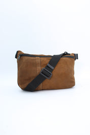 Die Schultertasche (Wildleder)