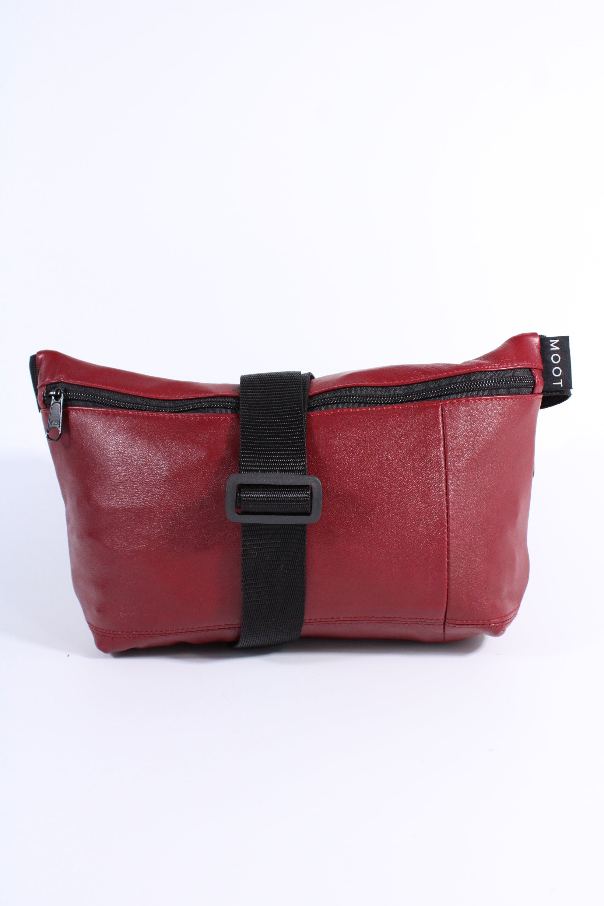 Die Schultertasche - Dunkelrot