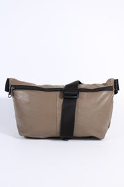 Die Schultertasche - Graubraun