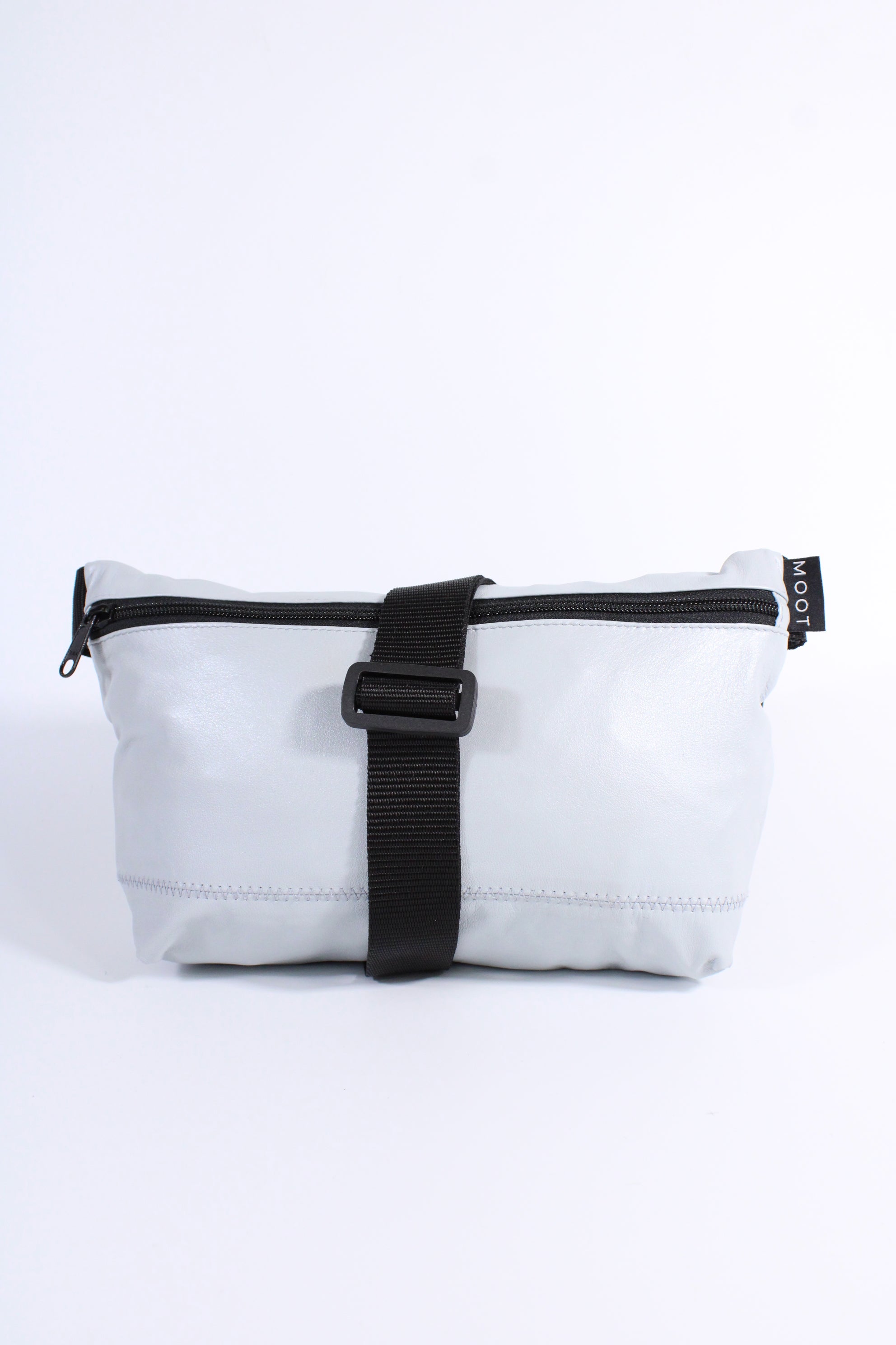 Die Schultertasche - Hellblau