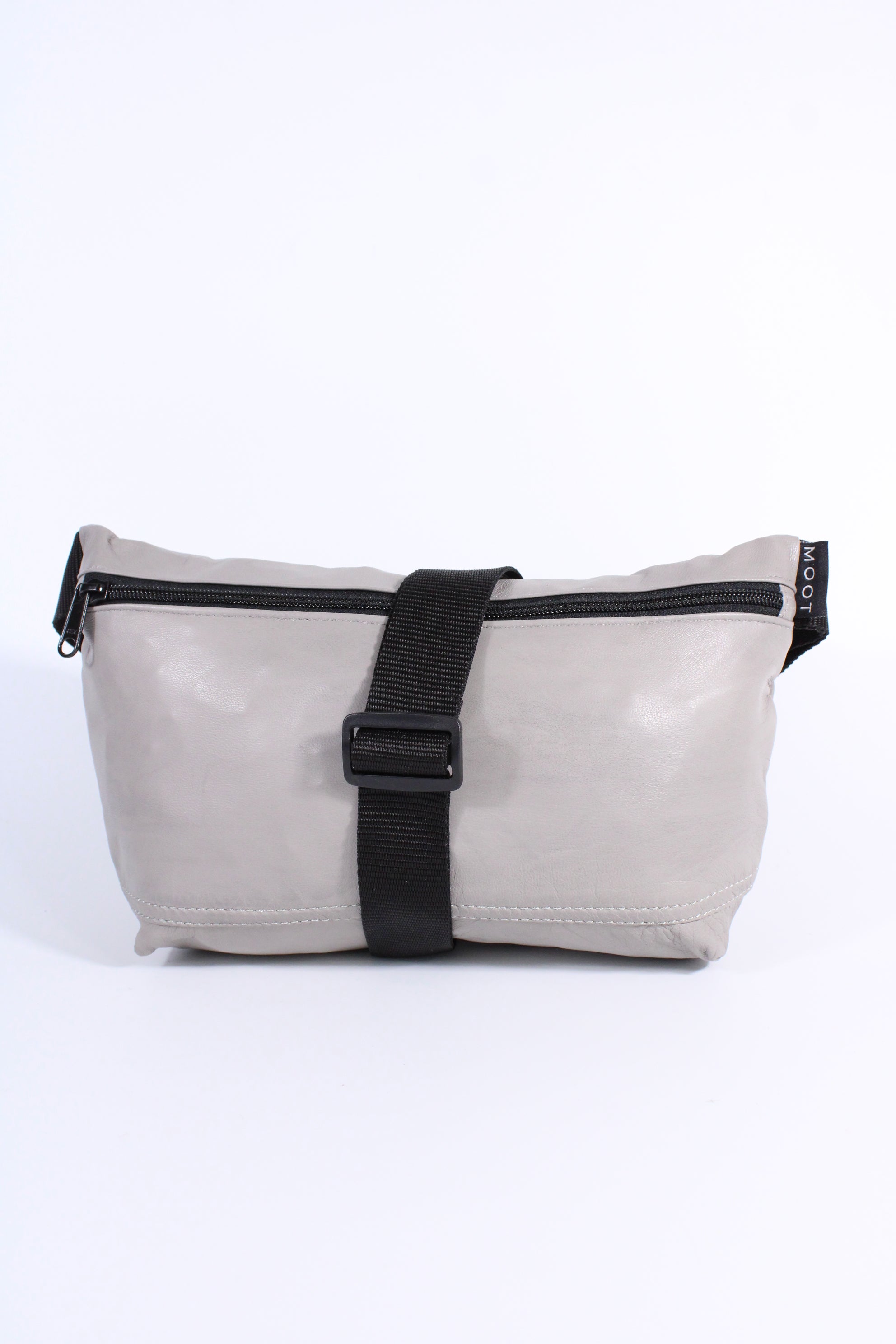 Die Schultertasche - Hellgrau