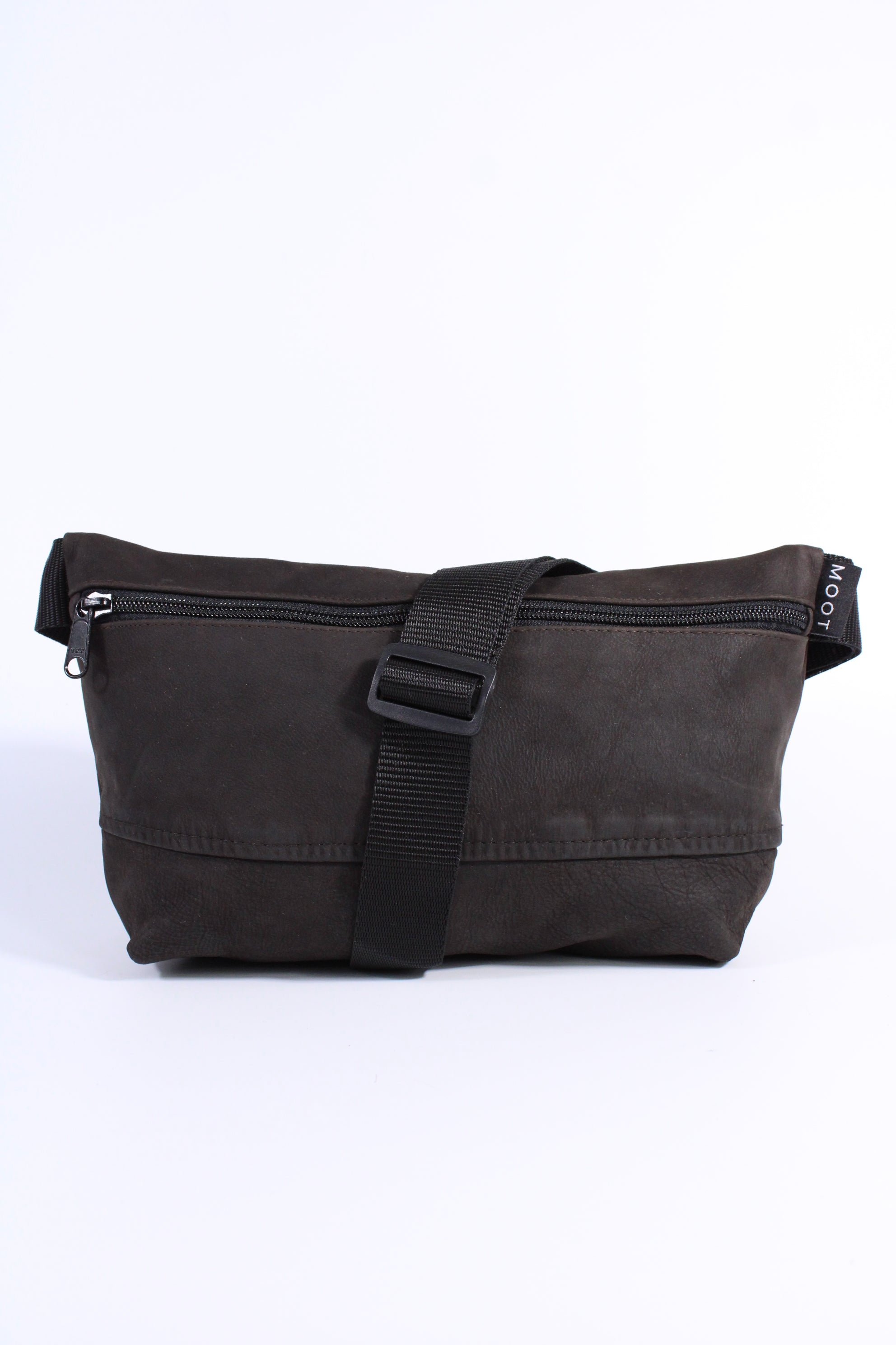 Die Schultertasche - Dunkelbraun (Nubukleder)