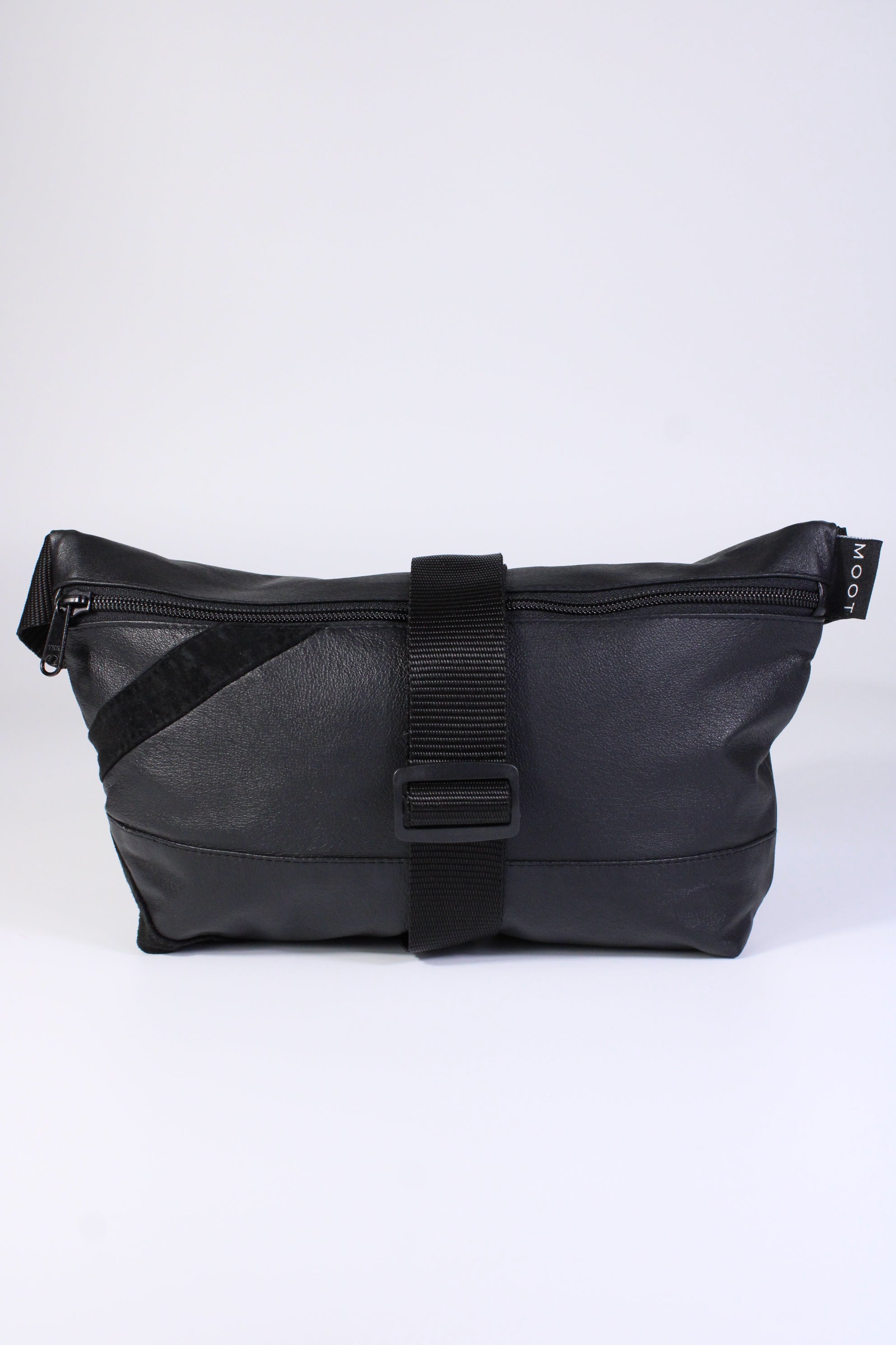 Die Schultertasche - Schwarz Spezial