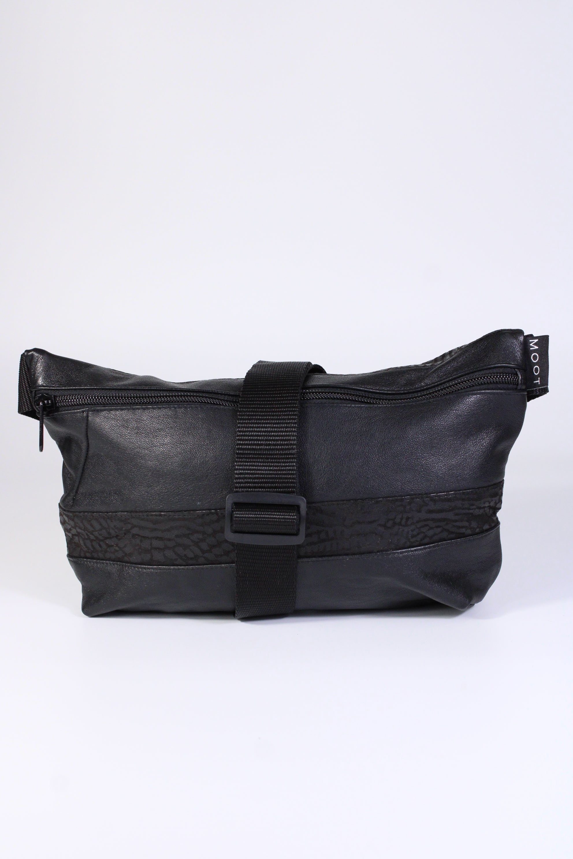 Die Schultertasche - Schwarz Spezial