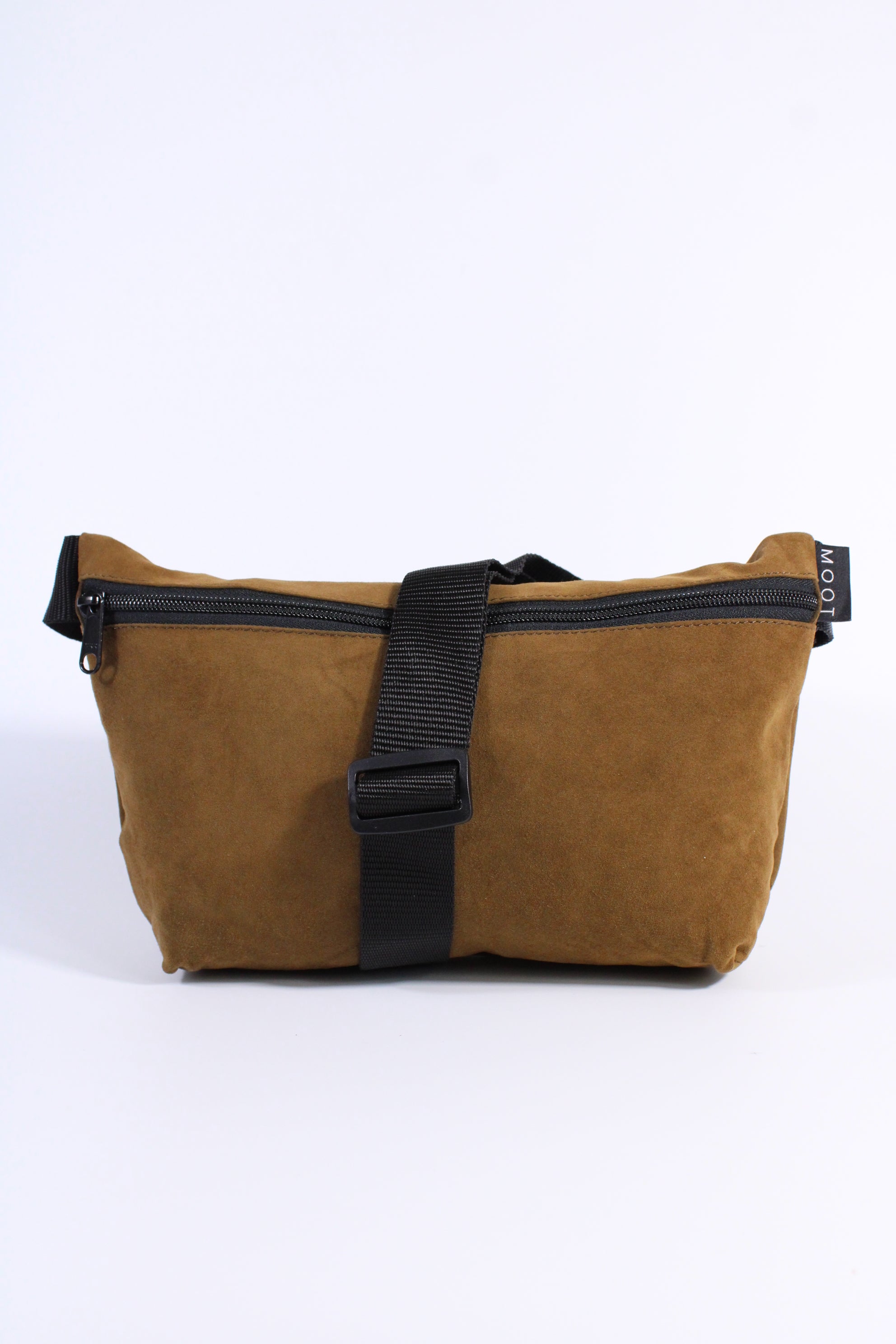 Die Schultertasche - Haselnuss (Wildleder)