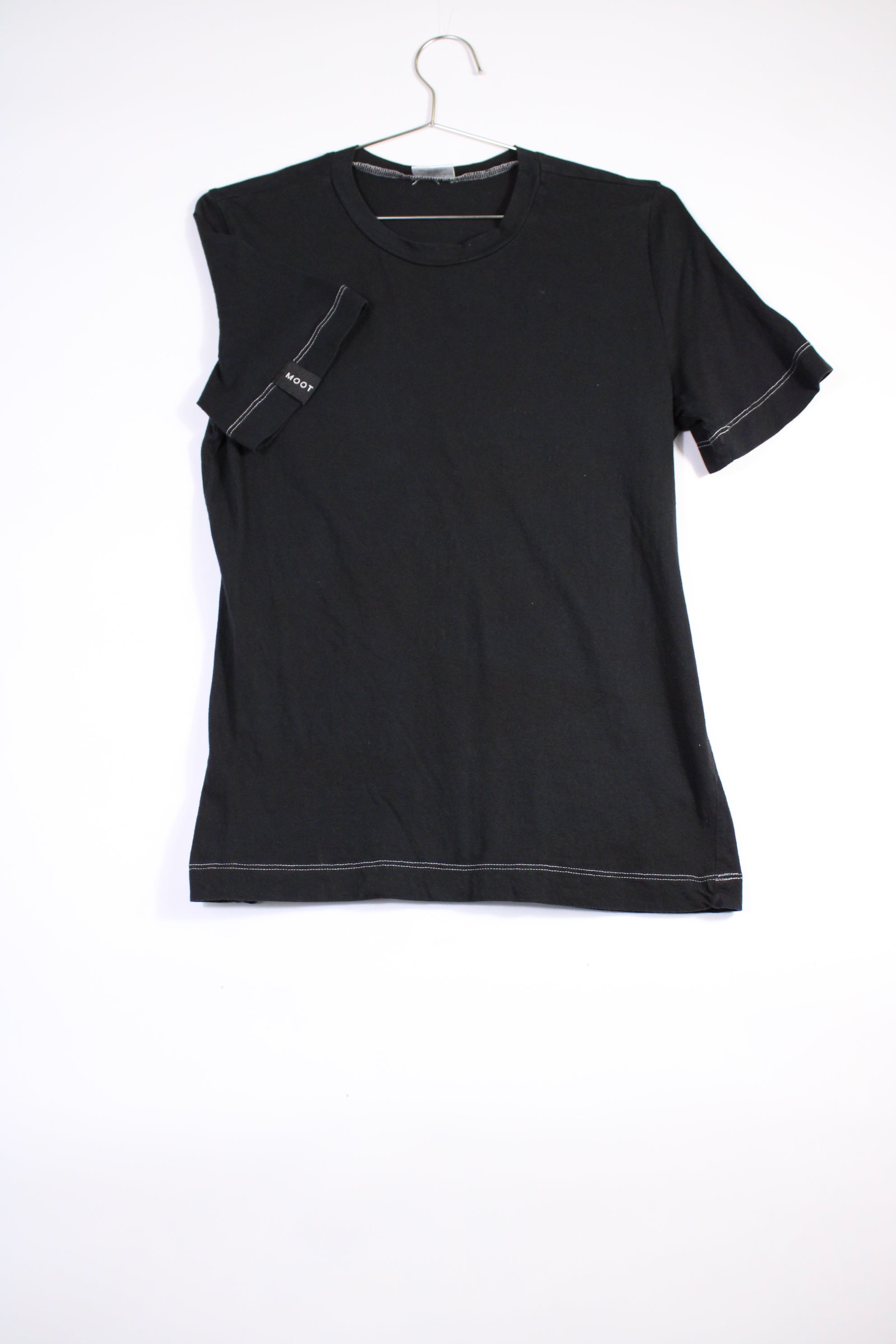 Das T-Shirt in S - Regular