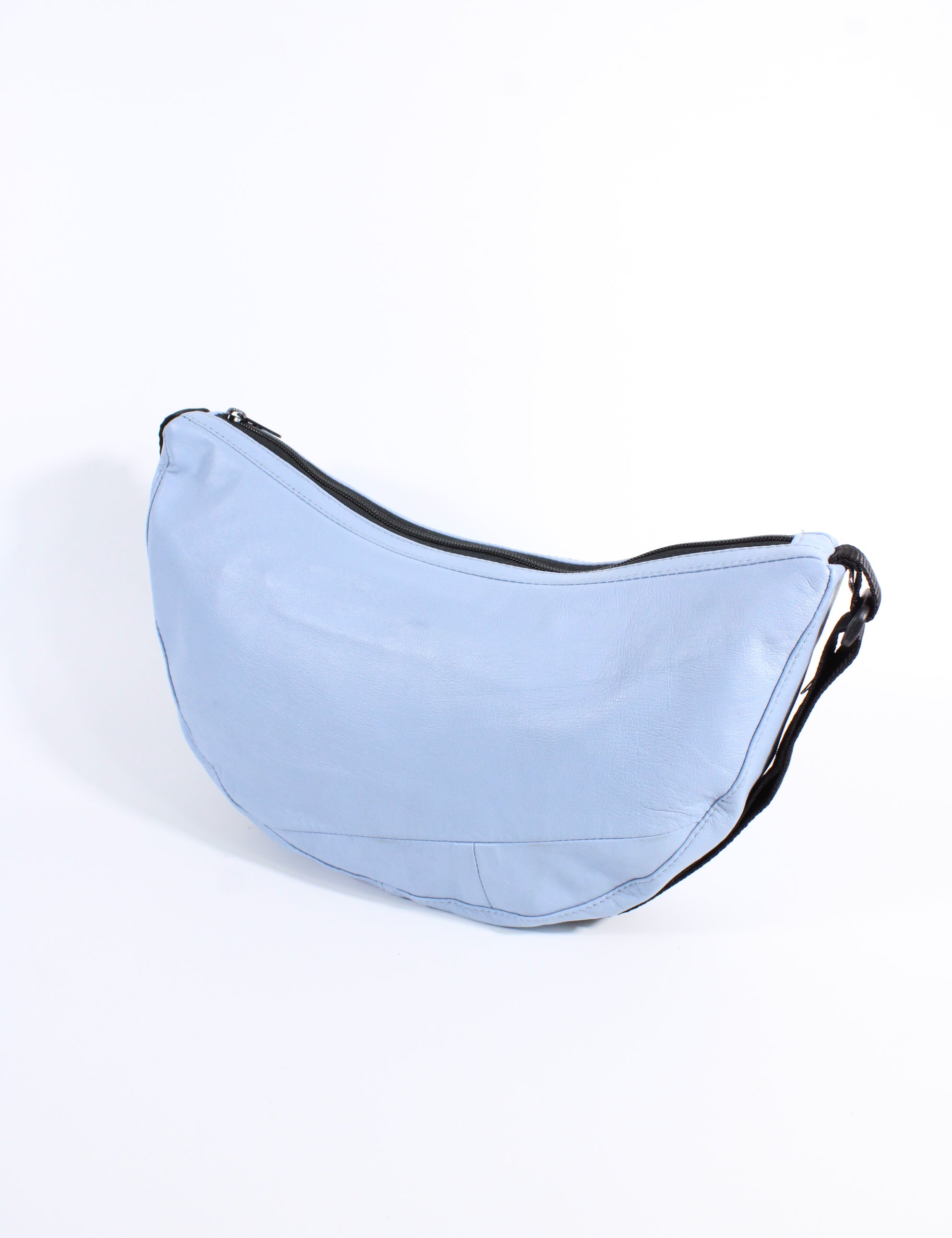 hellblau_1x_b74aac62-da00-4e7b-ab0b-47004f89c777.jpg