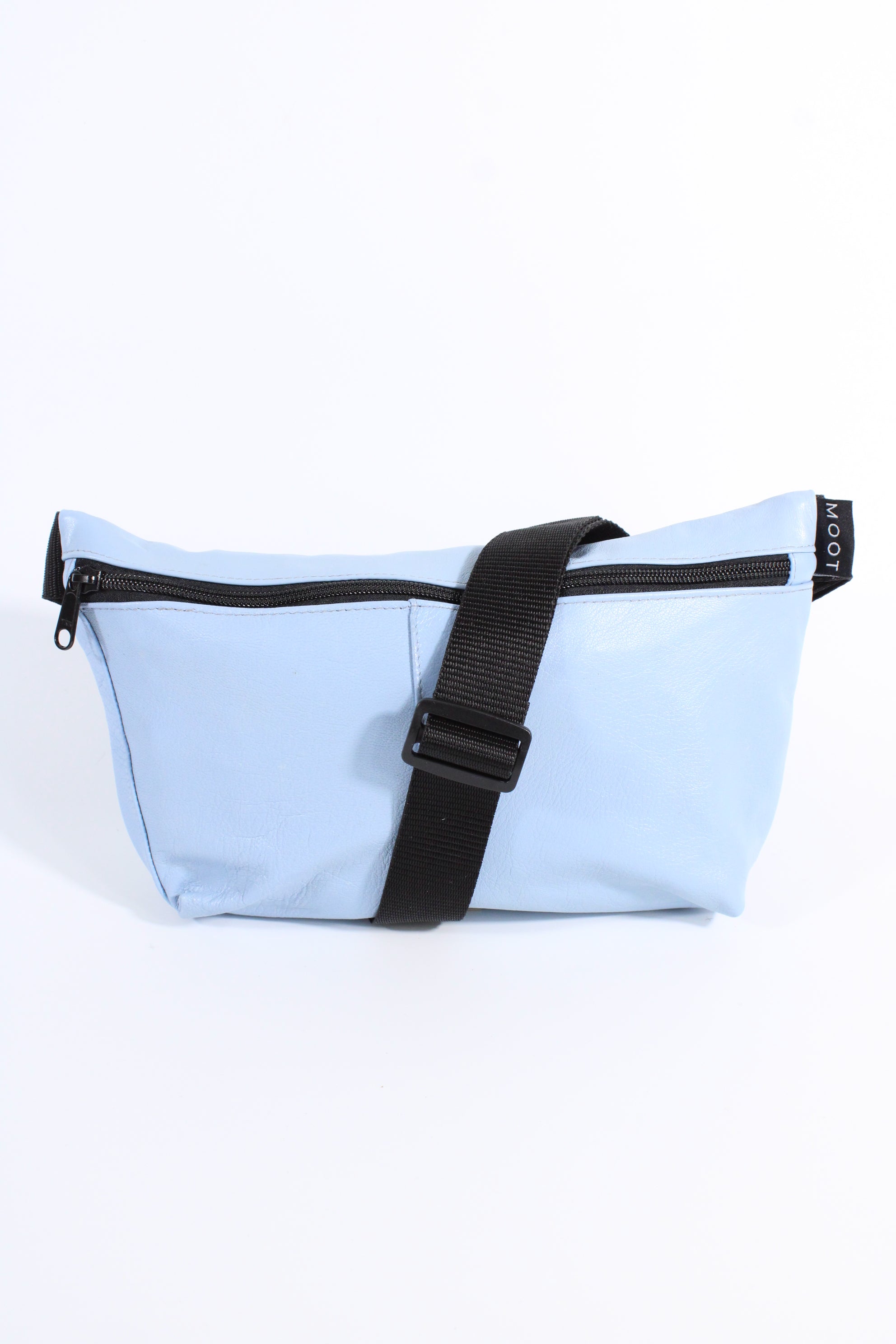 Die Schultertasche - Hellblau