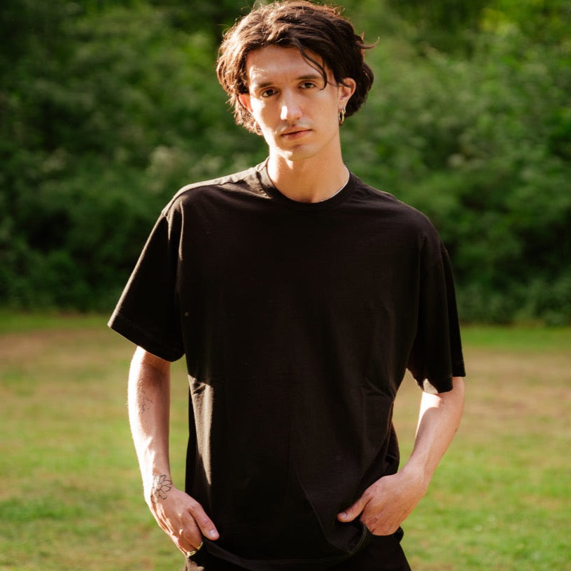 Das T-Shirt - Schwarz